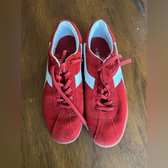 Vintage Diadora Sneakers - Picture 1 of 8
